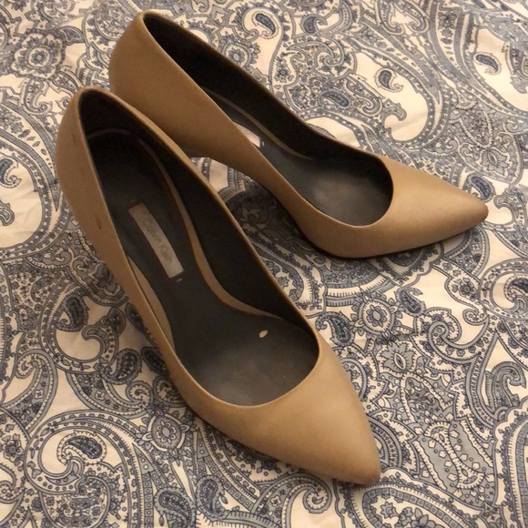Calvin Klein high heels elegant beige shoes size 38 - Picture 3 of 11